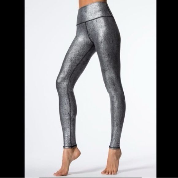 ALO Yoga Silver Metallic Airbrush Leggings S - Picture 7 of 9